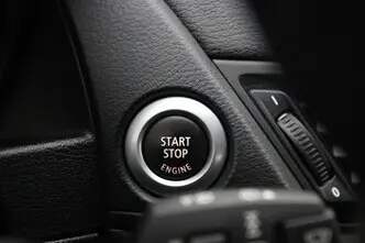 BMW X1, 2.0, 135 kW, bensiin, manuaal, tagavedu