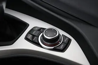 BMW X1, 2.0, 135 kW, bensiin, manuaal, tagavedu