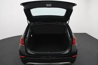 BMW X1, 2.0, 135 kW, bensiin, manuaal, tagavedu