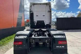MAN TGX 28.500 6x2, 12.4, 368 kW, diesel, automatic, rear-wheel drive
