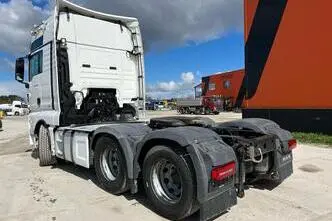 MAN TGX 28.500 6x2, 12.4, 368 kW, diesel, automatic, rear-wheel drive
