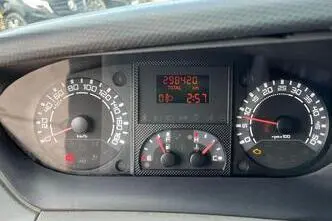 Iveco Daily, 3.0, 130 kW, diesel, rear-wheel drive