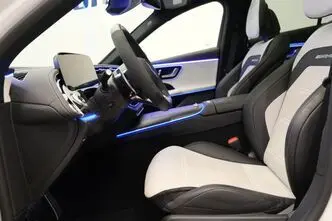 Mercedes-Benz E 53 AMG, 3.0, 330 kW, plug-in hybrid, automatic, four-wheel drive