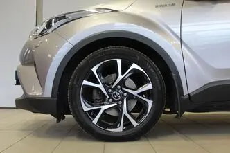 Toyota C-HR, 1.8, 72 kW, hübriid, automaat, esivedu