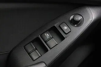 Mazda 3, 2.0, 88 kW, bensiin, automaat, esivedu