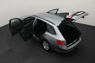 Škoda Superb, 1.4, 92 kW, bensiin, manuaal, esivedu