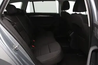 Škoda Superb, 1.4, 92 kW, bensiin, manuaal, esivedu