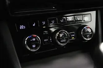 Škoda Superb, 1.4, 92 kW, bensiin, manuaal, esivedu