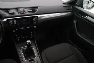 Škoda Superb, 1.4, 92 kW, bensiin, manuaal, esivedu
