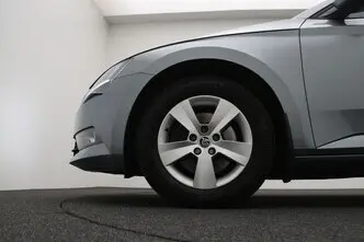 Škoda Superb, 1.4, 92 kW, bensiin, manuaal, esivedu