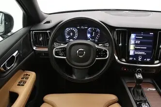 Volvo V60 Cross Country, 2.0, 140 kW, diisel, automaat, nelikvedu