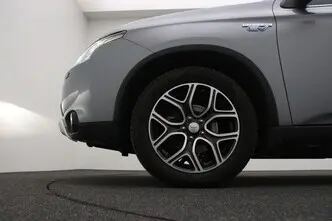 Mitsubishi Outlander, 2.0, 89 kW, pistikhübriid, automaat, nelikvedu