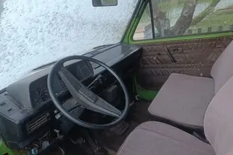 Volkswagen T3 Kombi, 1.6, 61 kW, дизель, механическая, задний привод