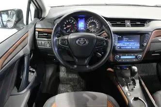 Toyota Avensis, 1.8, 108 kW, bensiin, automaat, esivedu