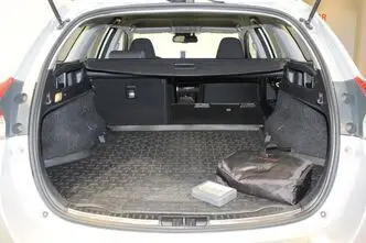 Toyota Auris, 1.8, 73 kW, hübriid, automaat, esivedu