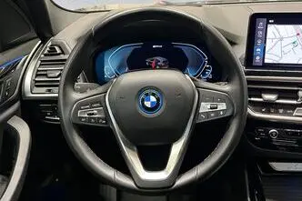 BMW X3, 215 kW, бензин, автомат, полный привод
