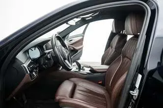 BMW 540, 3.0, 250 kW, bensiin, automaat, nelikvedu