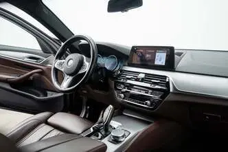 BMW 540, 3.0, 250 kW, bensiin, automaat, nelikvedu