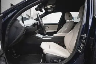 BMW 330, 3.0, 210 kW, hybrid, automatic, four-wheel drive