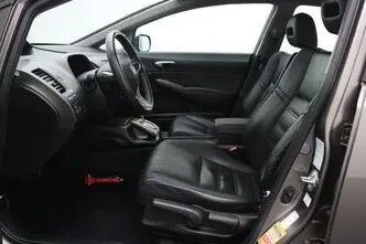 Honda Civic, 1.3, 70 kW, hybrid, automatic, front-wheel drive