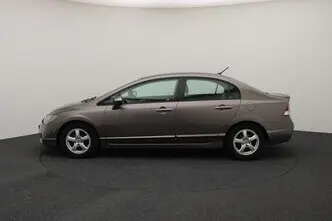 Honda Civic, 1.3, 70 kW, hybrid, automatic, front-wheel drive