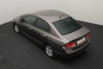 Honda Civic, 1.3, 70 kW, hybrid, automatic, front-wheel drive