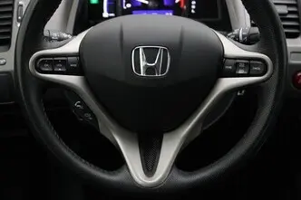 Honda Civic, 1.3, 70 kW, hybrid, automatic, front-wheel drive