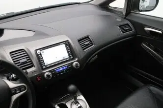 Honda Civic, 1.3, 70 kW, hybrid, automatic, front-wheel drive