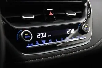 Toyota Corolla, 2.0, 112 kW, hübriid, automaat, esivedu