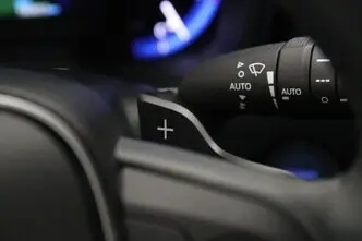 Toyota Corolla, 2.0, 112 kW, hübriid, automaat, esivedu