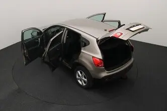 Nissan Qashqai, 2.0, 104 kW, bensiin, manuaal, esivedu