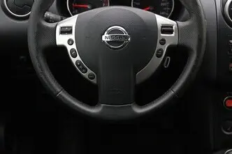 Nissan Qashqai, 2.0, 104 kW, bensiin, manuaal, esivedu