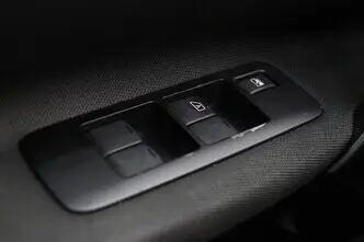 Nissan Qashqai, 2.0, 104 kW, bensiin, manuaal, esivedu