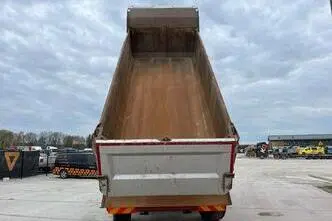 MAN TGX 35.640 8x4*4, 471 kW, дизель, автомат