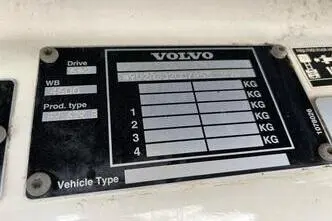 Volvo FH 440 6x2, 324 kW, diesel, automatic
