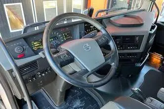 Volvo FH 540 6x4, 405 kW, дизель, автомат