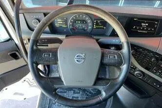 Volvo FH 540 6x4, 405 kW, дизель, автомат