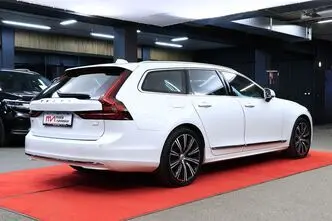 Volvo V90, 2.0, 186 kW, plug-in hybrid, automatic, four-wheel drive