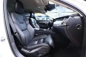 Volvo V90, 2.0, 186 kW, plug-in hybrid, automatic, four-wheel drive