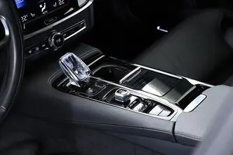 Volvo V90, 2.0, 186 kW, plug-in hybrid, automatic, four-wheel drive