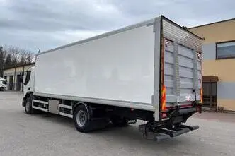 Volvo FE320 + AUTOMATIC + LIFT, 240 kW, diisel, automaat