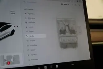 Tesla Model 3, 155 kW, elekter, automaat, nelikvedu