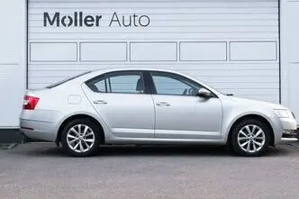 Škoda Octavia, 1.6, 85 kW, diisel, automaat, esivedu