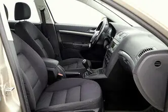 Škoda Octavia, 1.6, 85 kW, petrol, manual, front-wheel drive