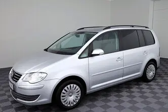 Volkswagen Touran, 1.6, 75 kW, бензин, механическая, передний привод