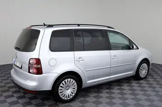 Volkswagen Touran, 1.6, 75 kW, бензин, механическая, передний привод