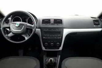 Škoda Yeti, 1.4, 90 kW, бензин, механическая, передний привод