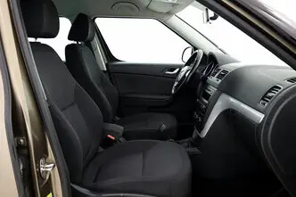 Škoda Yeti, 1.4, 90 kW, бензин, механическая, передний привод