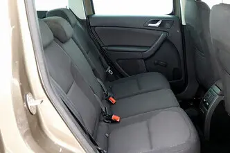 Škoda Yeti, 1.4, 90 kW, бензин, механическая, передний привод