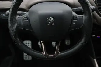Peugeot 2008, 1.6, 88 kW, petrol, manual, front-wheel drive